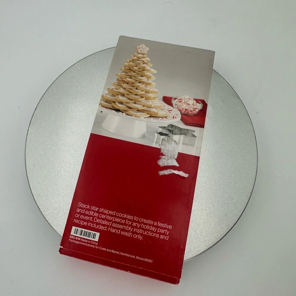 Crate&Barrel Silver Star Cookie Cutter Set - Picture 2 of 2